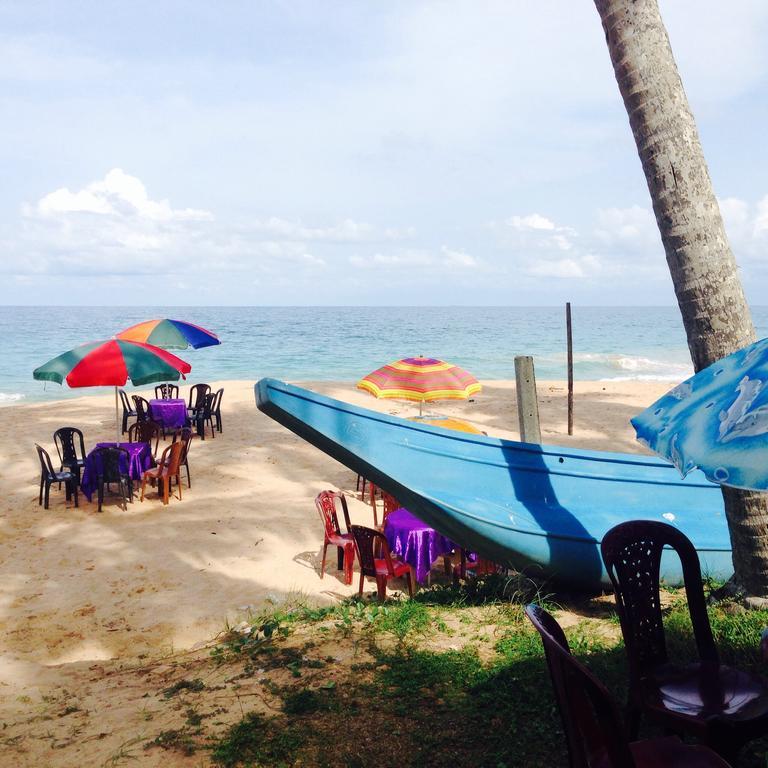 Rainbow Beach Hotel 希克杜沃 外观 照片